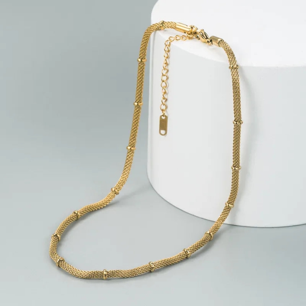 Elegant Gold Mesh Necklace - Picture 1 of 4